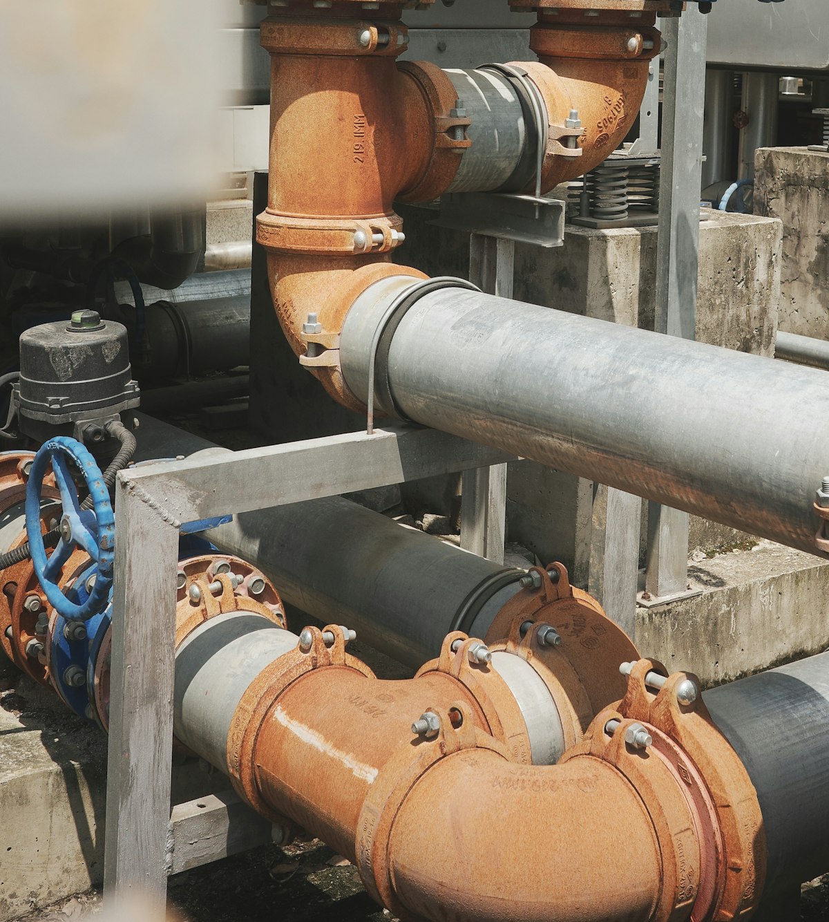 Pipes & Fittings